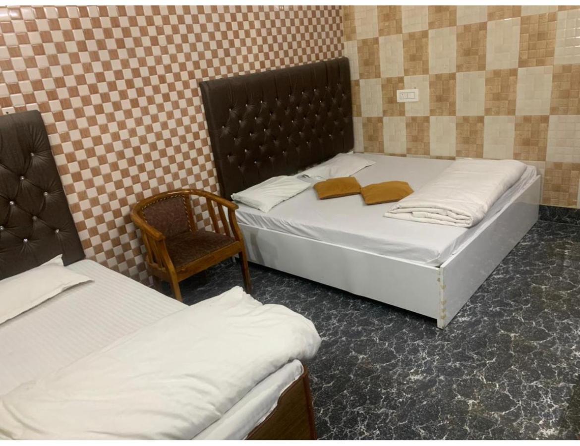 Shivam Hotel, Gorakhpur Exterior photo